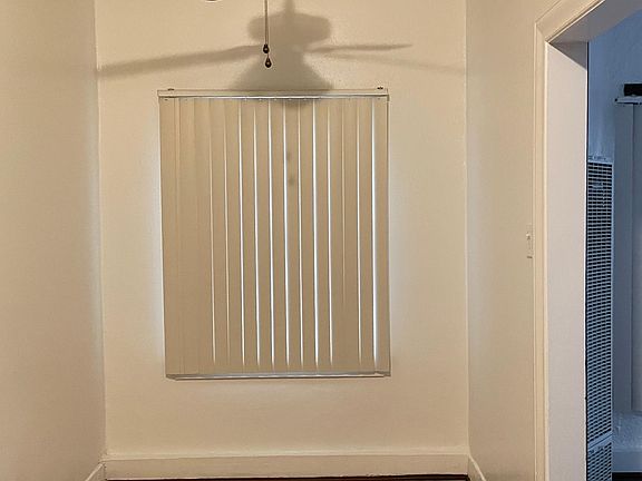 2nd image of 2014 Torrance Blvd #212