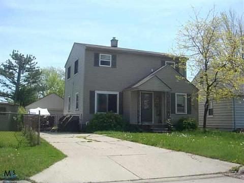1st image of 25008 Lovell St