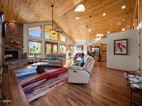 1030 Hillside Dr, Show Low, AZ 85901