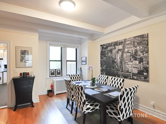 3rd image of 412 Cathedral Pkwy Unit 53