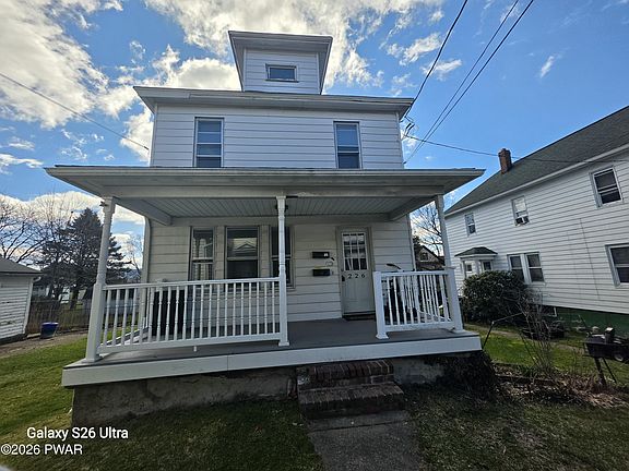 4th image of 226 3rd St
