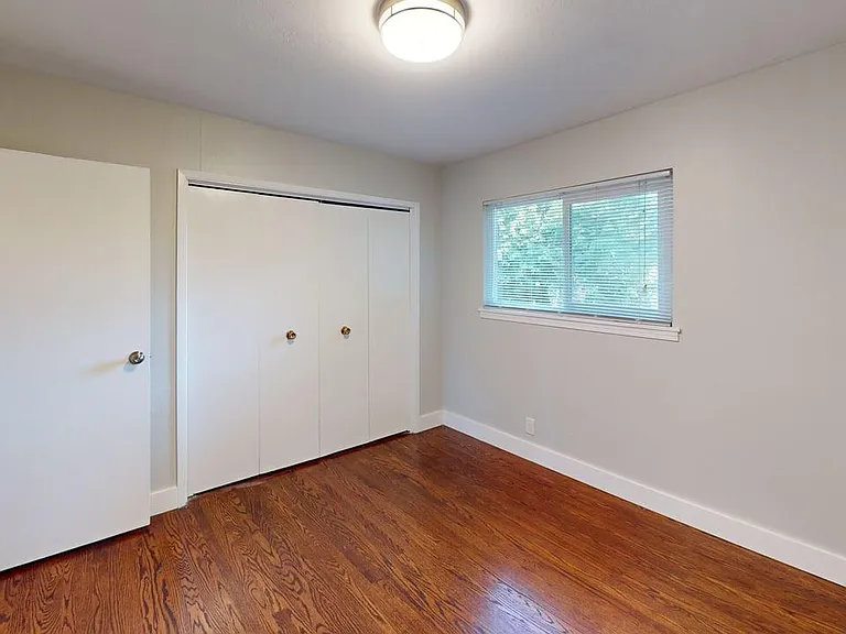 1509 Morton St #E — Photo 8