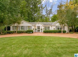16 Crestview Cir, Birmingham, AL 35213
