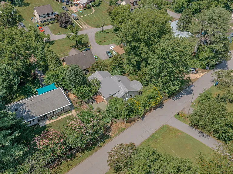 7 W Raleigh Rd #A — Photo 36