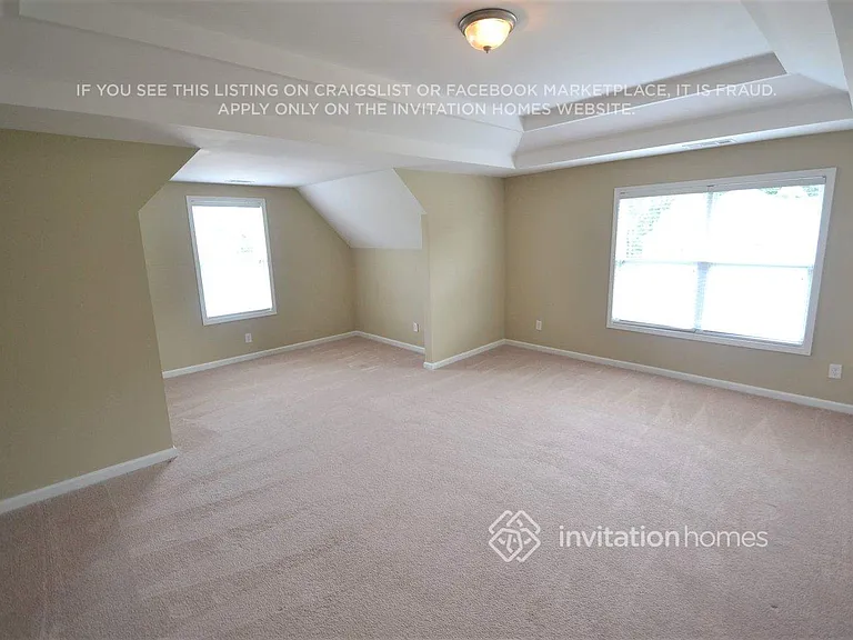 825 Kaitlyn Dr — Photo 7