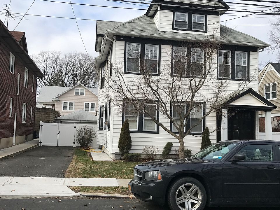 1st image of 464 Hoyt Ave