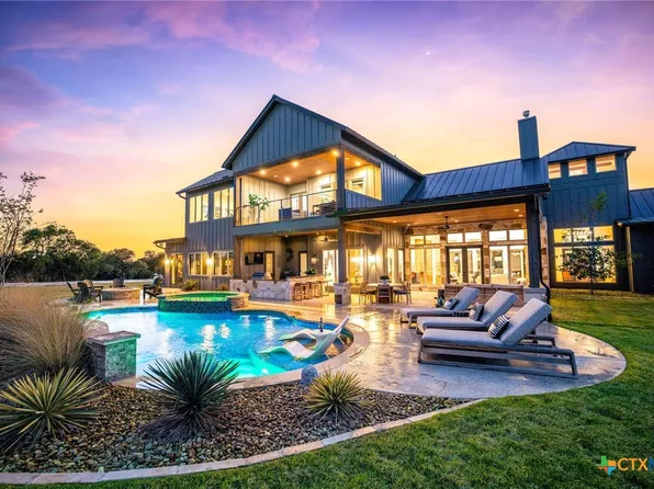 260 Bear Creek Trl, New Braunfels, TX 78132