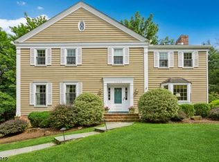 1393 Knightsbridge Rd, Mountainside, NJ 07092