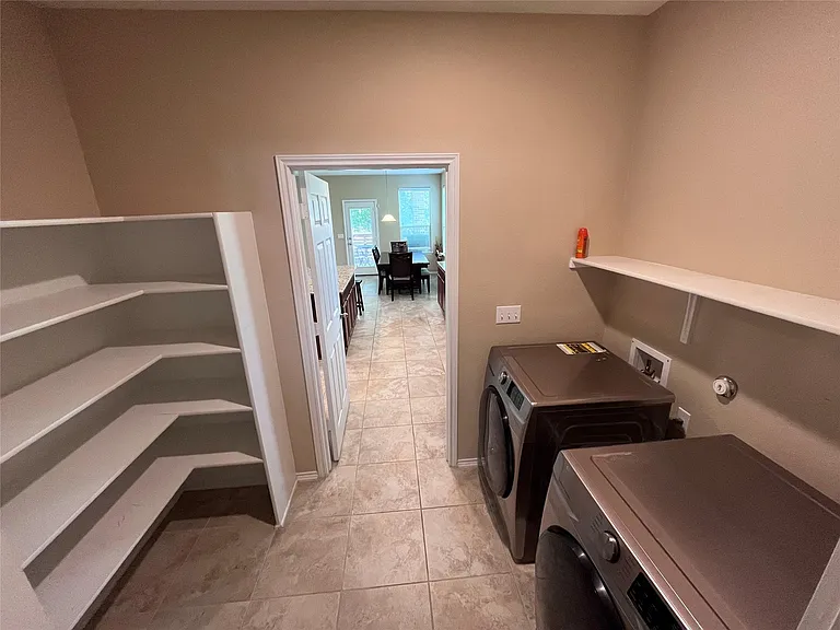 12425 Calibri Ln — Photo 10
