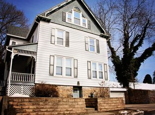 53 W 1st St, Bloomsburg, PA 17815
