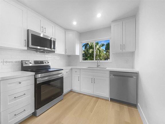2nd image of 20450 NW 28th Ct