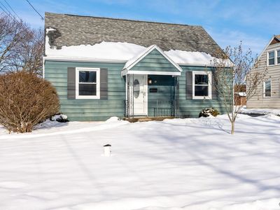 21 Grover St, East Syracuse, NY, 13057