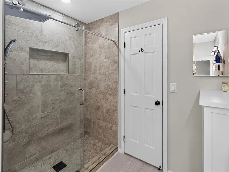 172 Deer Lake Cir — Photo 22
