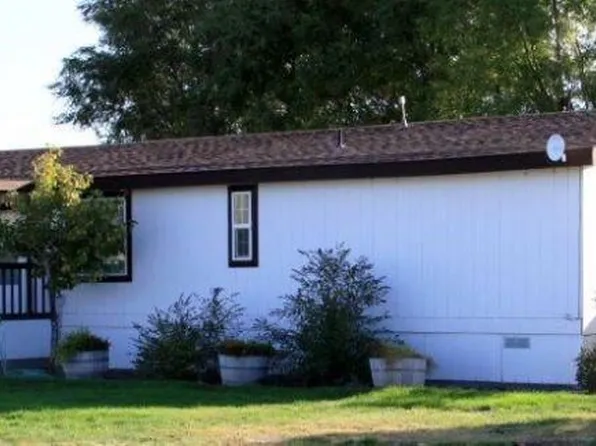 90 Bowman Rd, Alturas, CA 96101