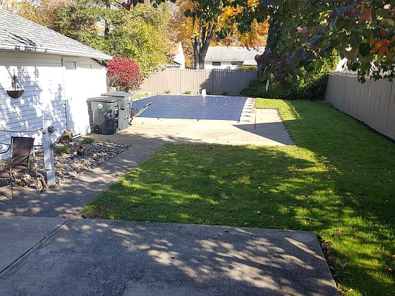 4th image of 637 Trumbull Ave SE