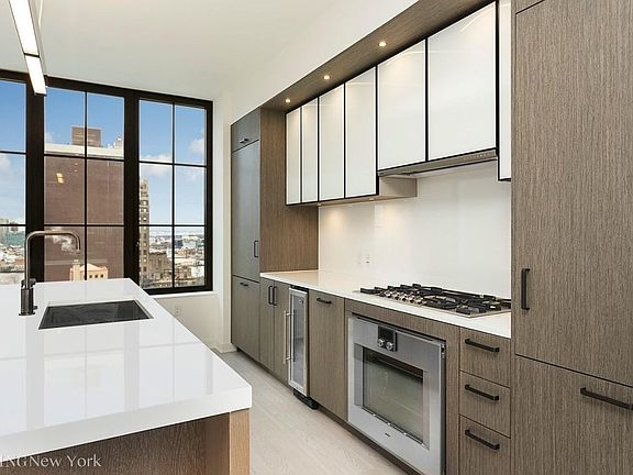 5th image of 959 1st Ave #21B
