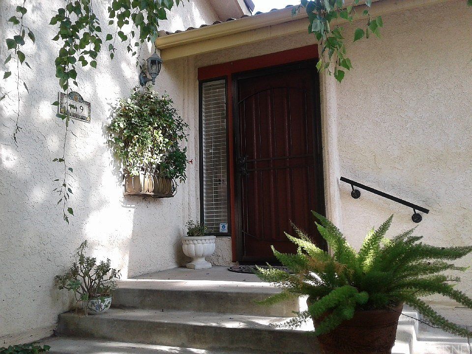1st image of 449 Vista Dorado Ln