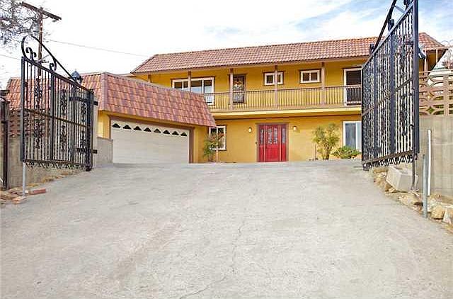 1st image of 3846 Costa Bella Dr #1