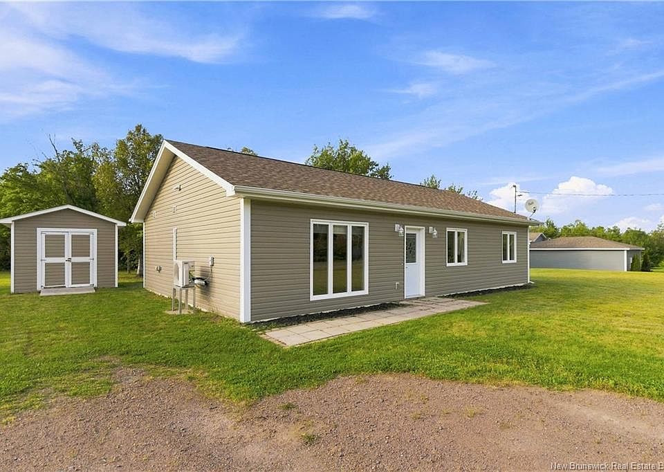 1st image of 85 Cormier Rd