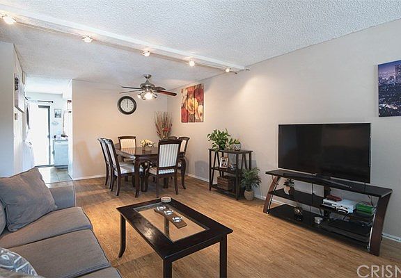 5th image of 15045 Nordhoff St Unit 115