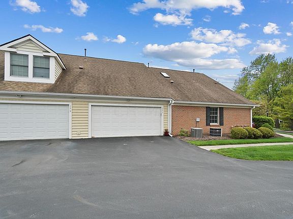3rd image of 277 Dogwood Ln