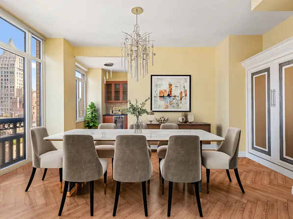 400 East 51st Street 14A image 3 of 16