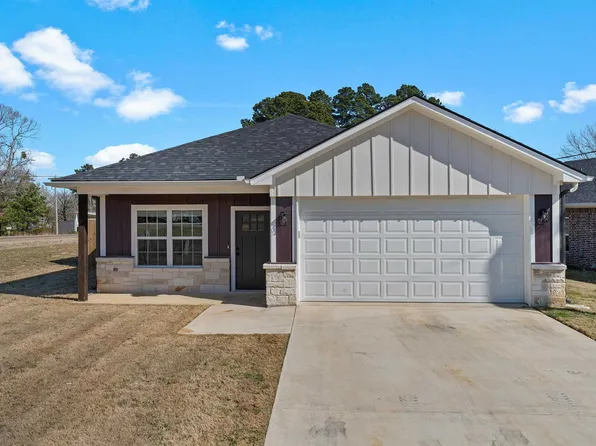 109 Calvert Ln, Gilmer, TX 75645