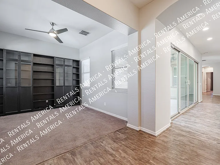 4429 E Jones St — Photo 6