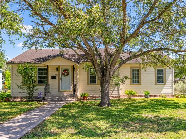 920 W Lee Ave, Kingsville, TX 78363