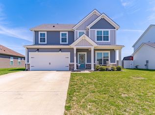 4828 White Chapel Dr, Newburgh, IN 47630