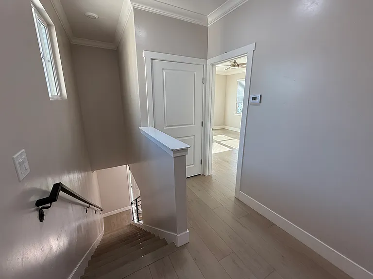 2607 Beaumont St — Photo 18