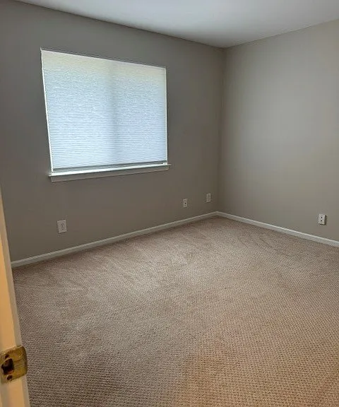 11869 Sycamore Dr #33 — Photo 12