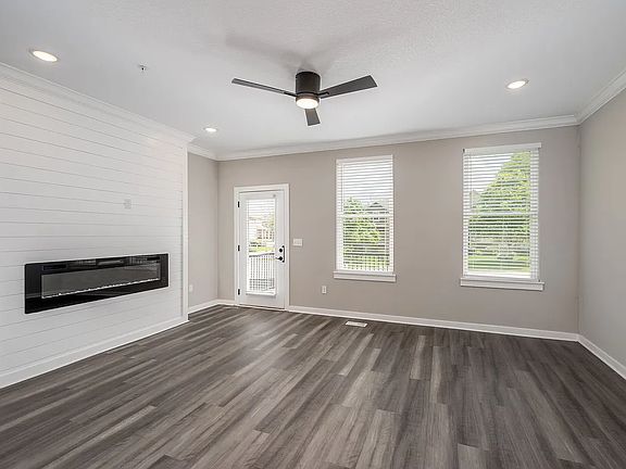2nd image of 11260 S Hallet St #14254