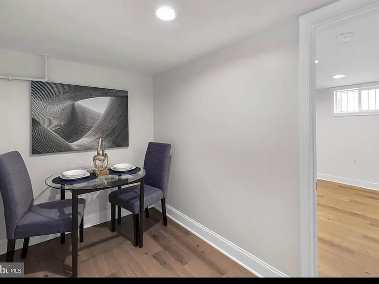 38 53rd St SE — Photo 2