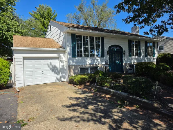 333 New St E, Glassboro, NJ 08028