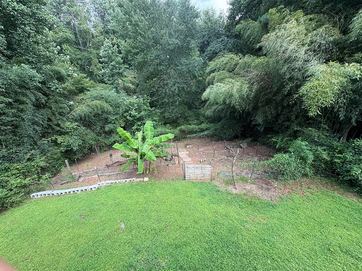 4 bed, 2114 sqft, $2,550 — Photo 2