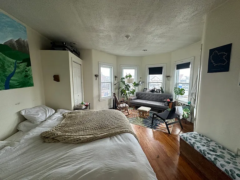 9 Medford St #3R — Photo 16