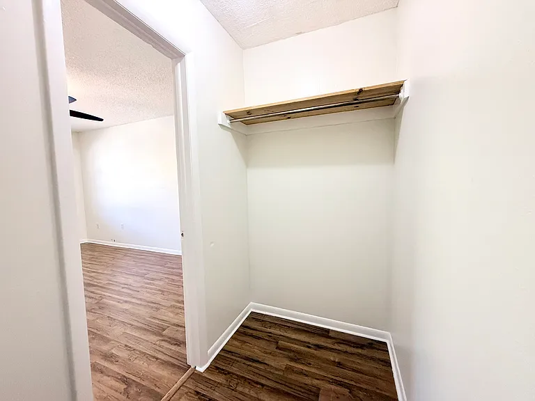 2207 S Carolina Ave — Photo 19