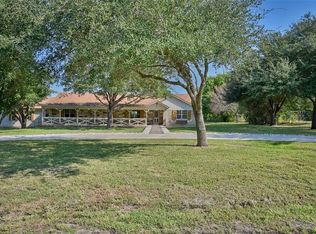 7939 Sandy Hill Rd, Brenham, TX 77833