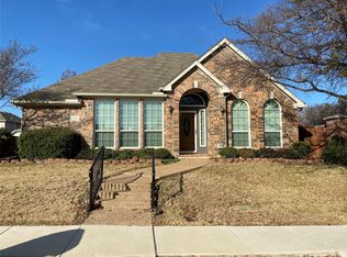 449 Vista Trail Dr, Lewisville, TX 75067