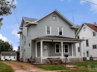 4 7th Ave NW, Hampton, IA 50441