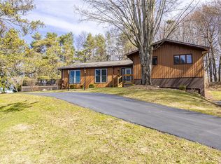 416 Thayer Rd, Fairport, NY 14450