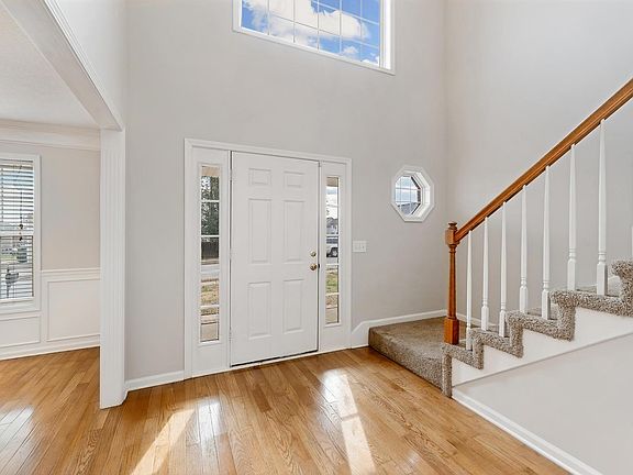 5th image of 2533 Hattington Dr