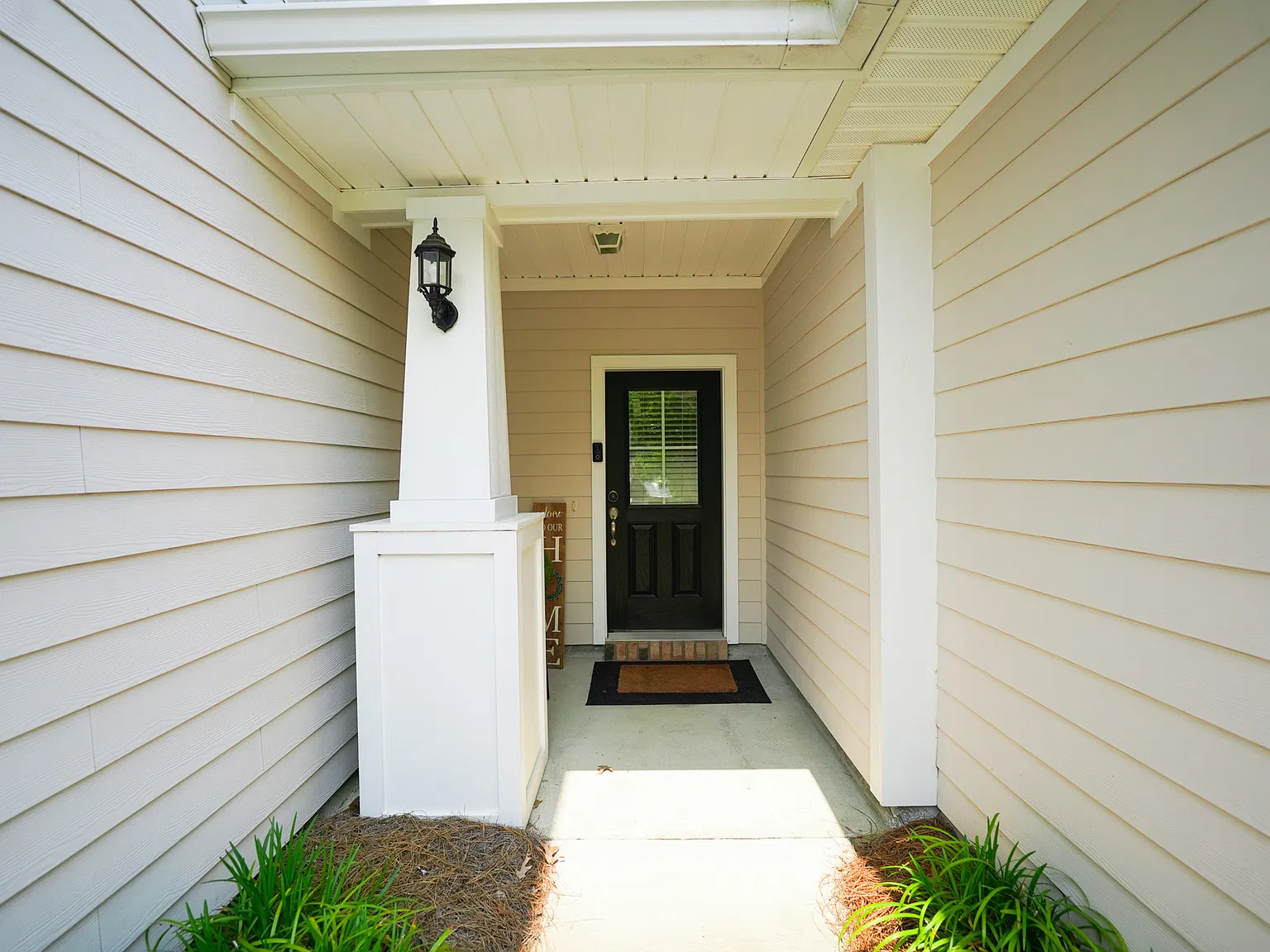 3 bed, 2.5 bath, 1504 sqft, $2,100 — Photo 4