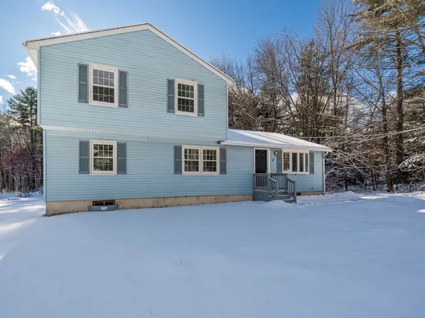 38 Cummings Rd, Ware, MA 01082
