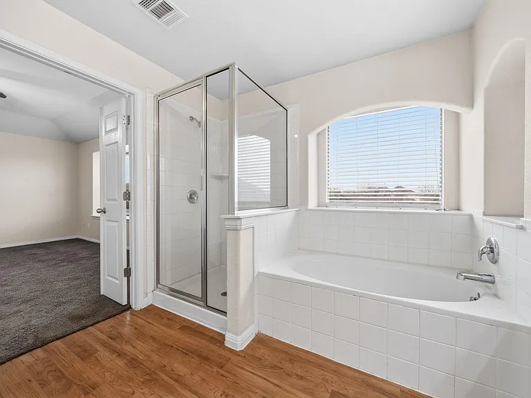 601 Silver Wing Dr — Photo 14