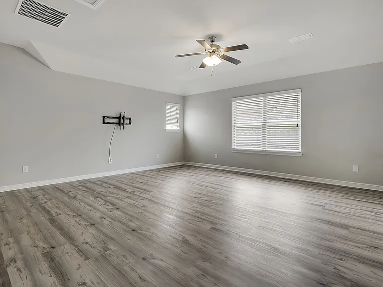 1513 Canary Ln — Photo 28