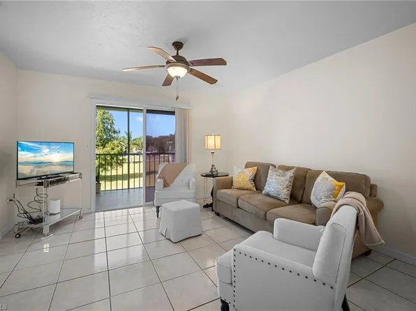 144 Cypress WAY E #707, NAPLES, FL 34110