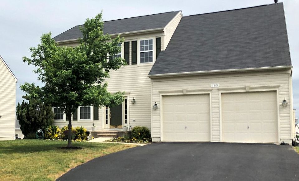 1st image of 103 Keverne Ct