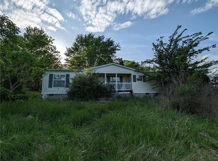 293 Timber Ln, Sorento, IL 62086